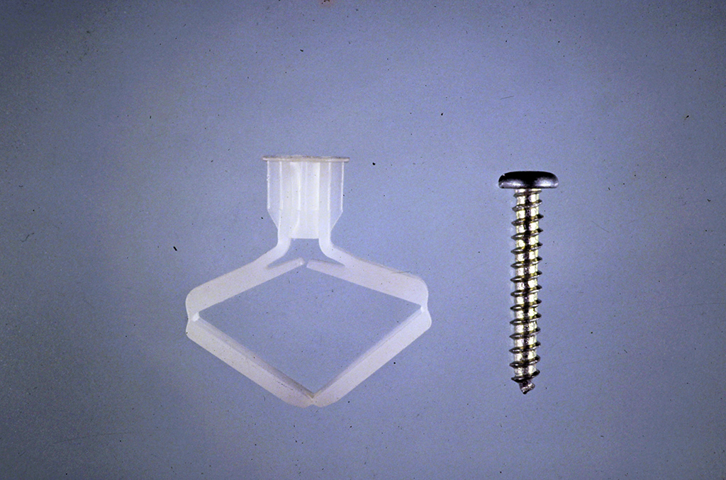 Plastic Hollow Wall Anchor